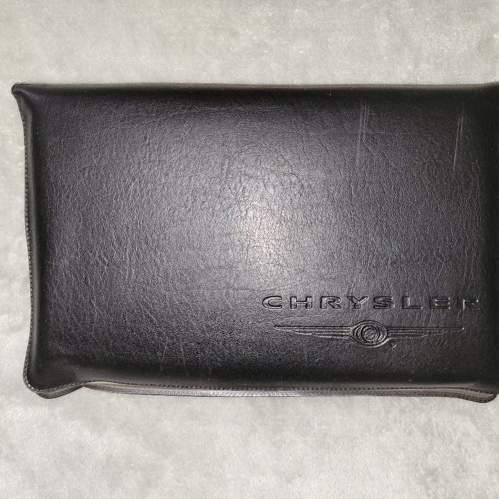 2005 Chrysler Sebring Convertible Touring Owner's Manual 1st Edition